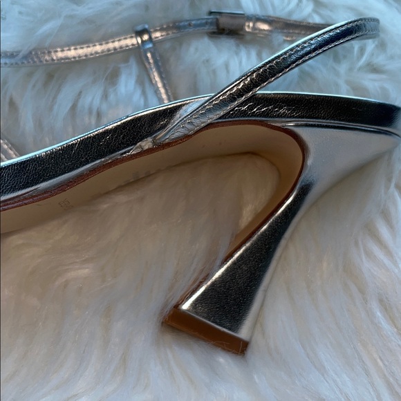 🆕 Marc Fisher Women's Silver Hallen Heeled Dress Sandals Size 6.5 - Picture 9 of 11